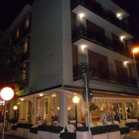 Hotel Galileo Ρίμινι Εξωτερικό φωτογραφία