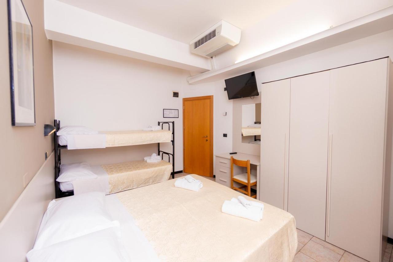 Hotel Galileo Ρίμινι Εξωτερικό φωτογραφία