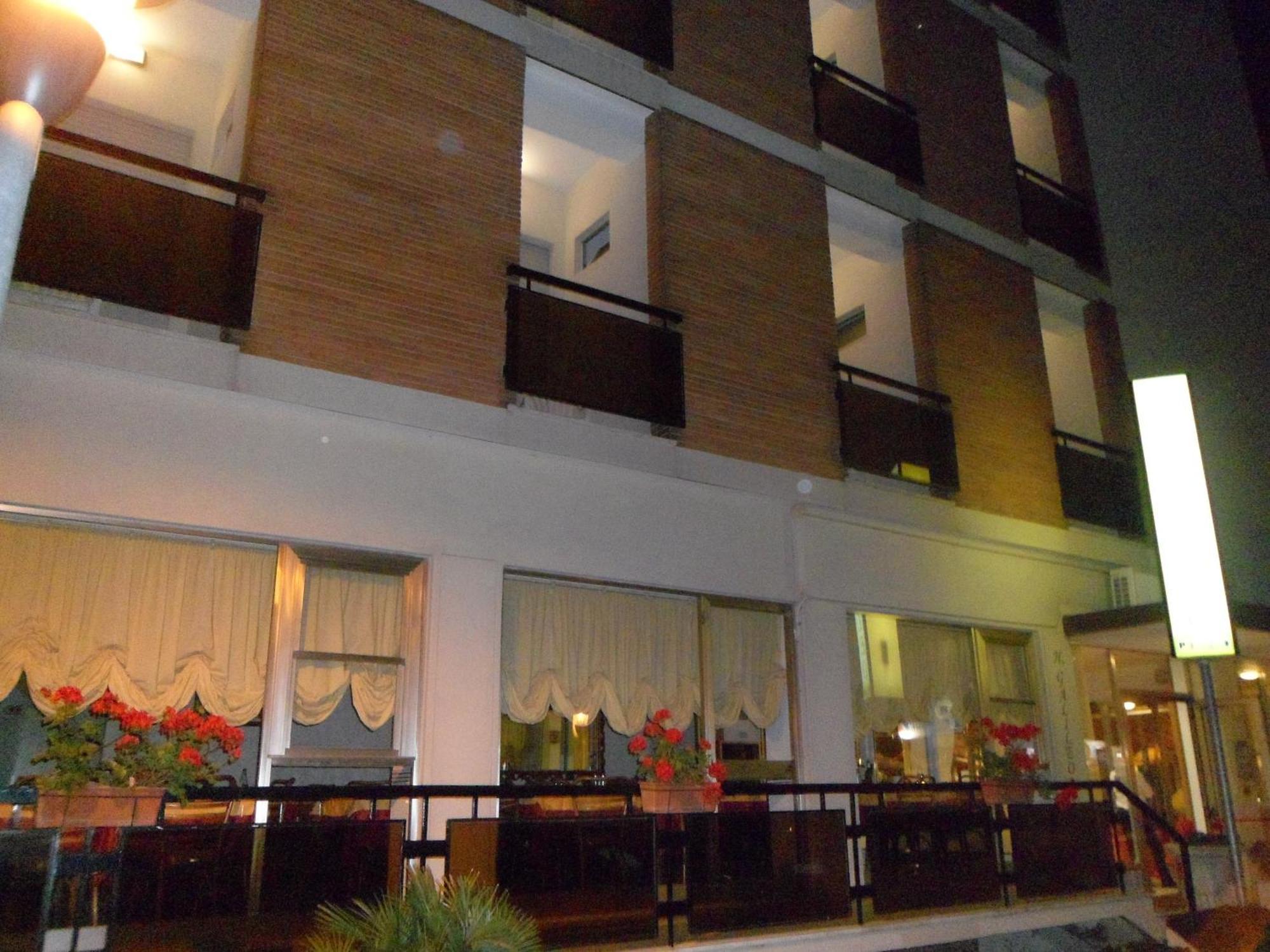 Hotel Galileo Ρίμινι Εξωτερικό φωτογραφία